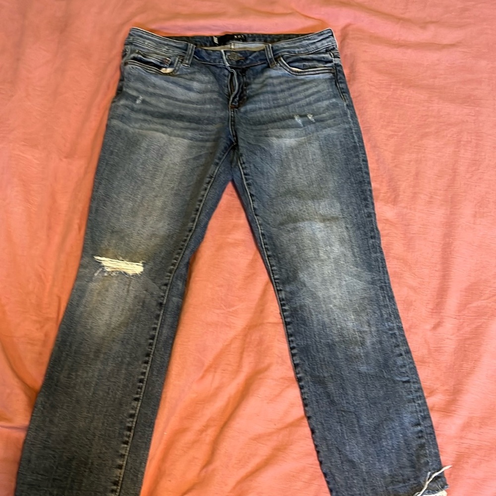 Blue skinny jeans